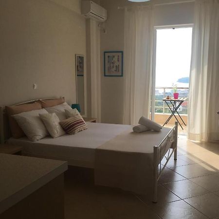 Marika'S Apartments Himare Exterior foto